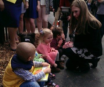 Chelsea Clinton interacting with Urban Sprouts Youth.